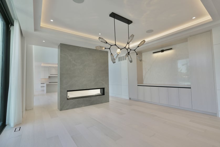 ROYAL | Kitchen and Closets Inc.